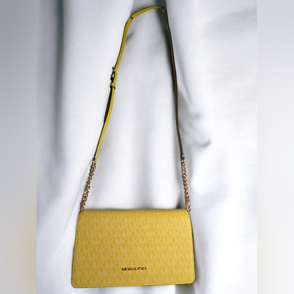 Michael Kors Logo Canvas Crossbody Bag – Honey - Picture 4 of 7